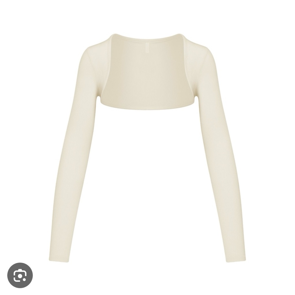 SKIMS soft lounge shrug